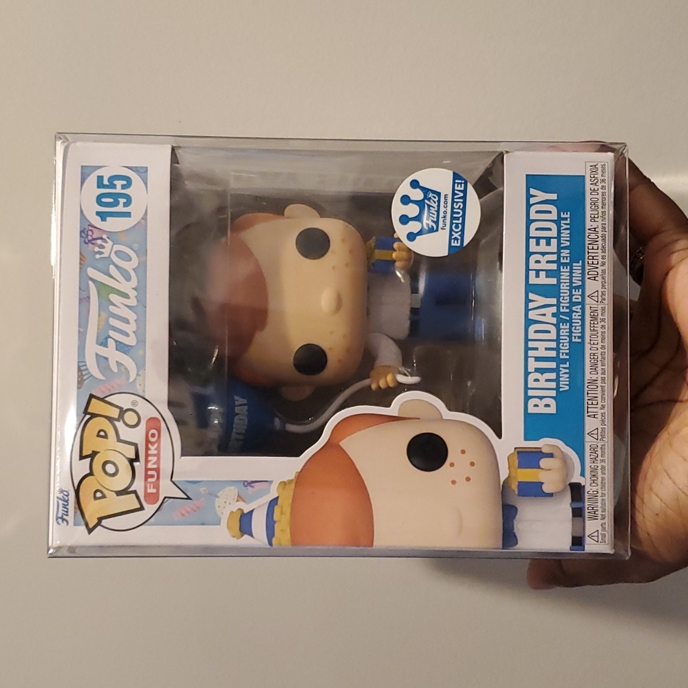 💙 Birthday Freddy Funko Pop #195 - Funko Shop Exclusive - New